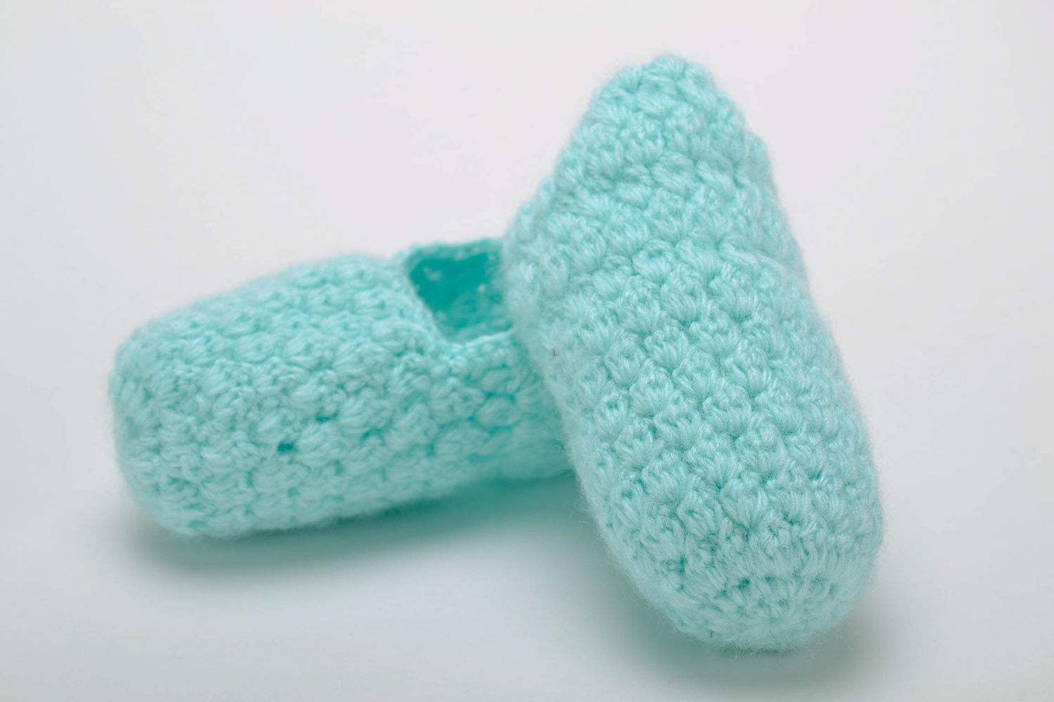 Crocheted handmade babies shoes photo 3