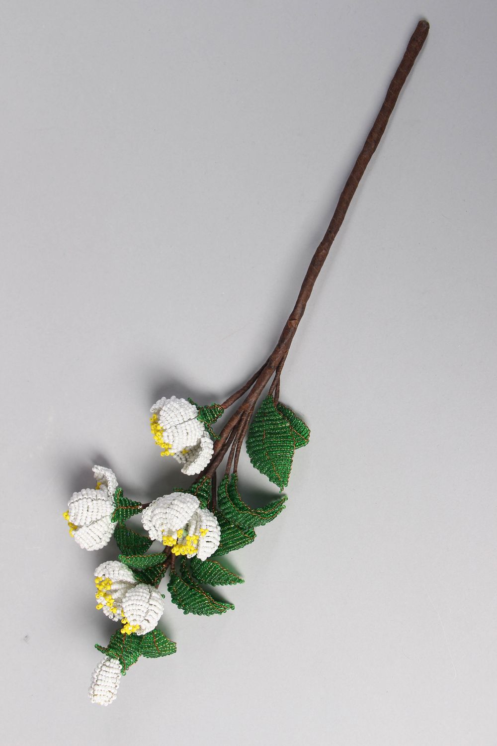Fiori fatti a mano fiori decorativi intrecciati con perline decorazioni casa foto 1