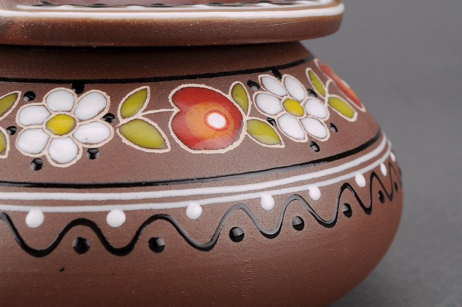 Bemalter Aschenbecher aus Keramik foto 3