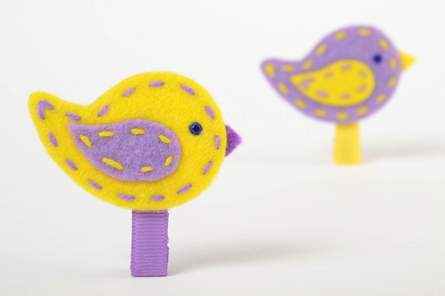 Children's handmade hairpins in the form of yellow and purple birds set 2 pieces photo 2