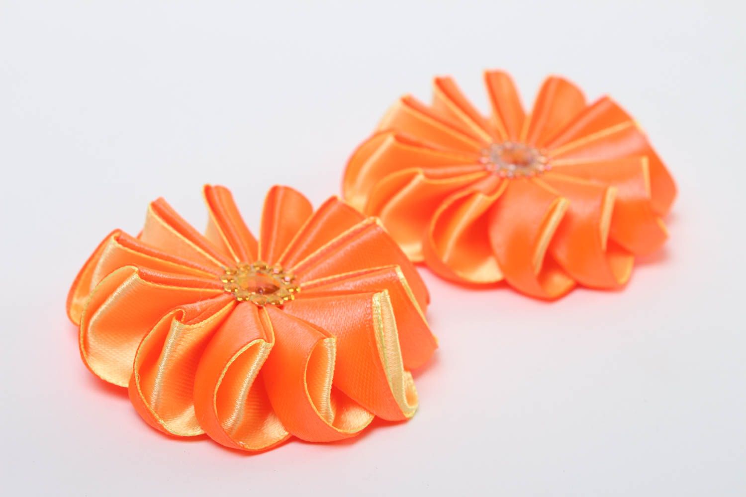 Componentes de bisutería hechos a mano regalo original flores de cintas naranjas foto 3