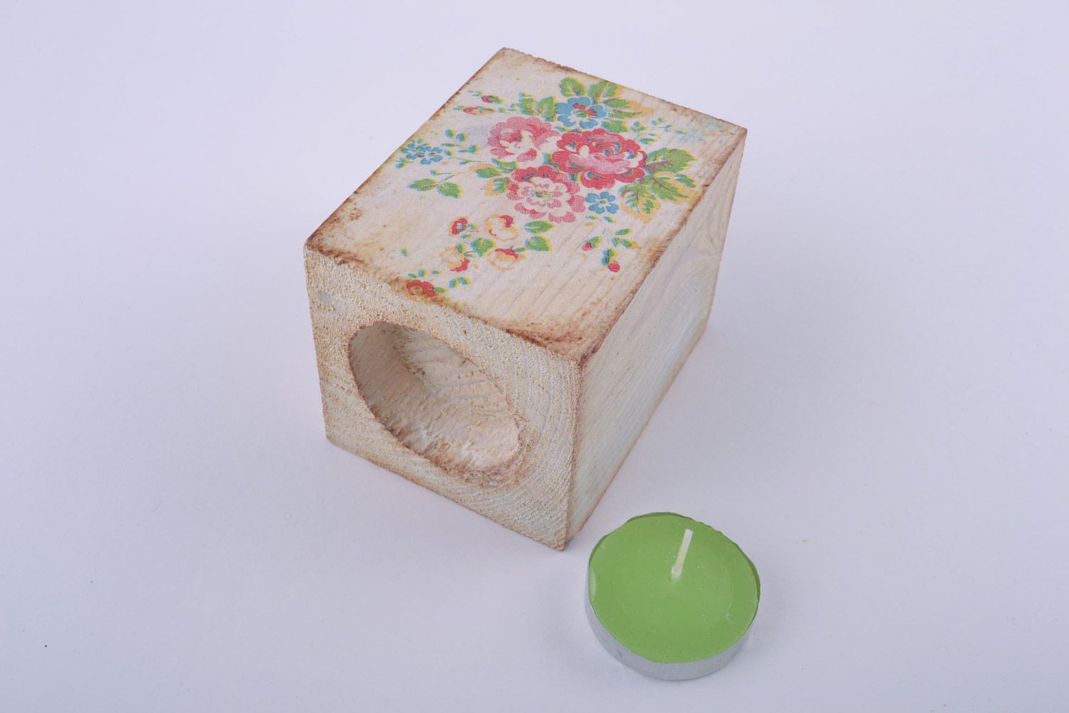 Handgemachter Teelichthalter aus Holz mit Bild in Decoupage Technik für Interieur foto 5