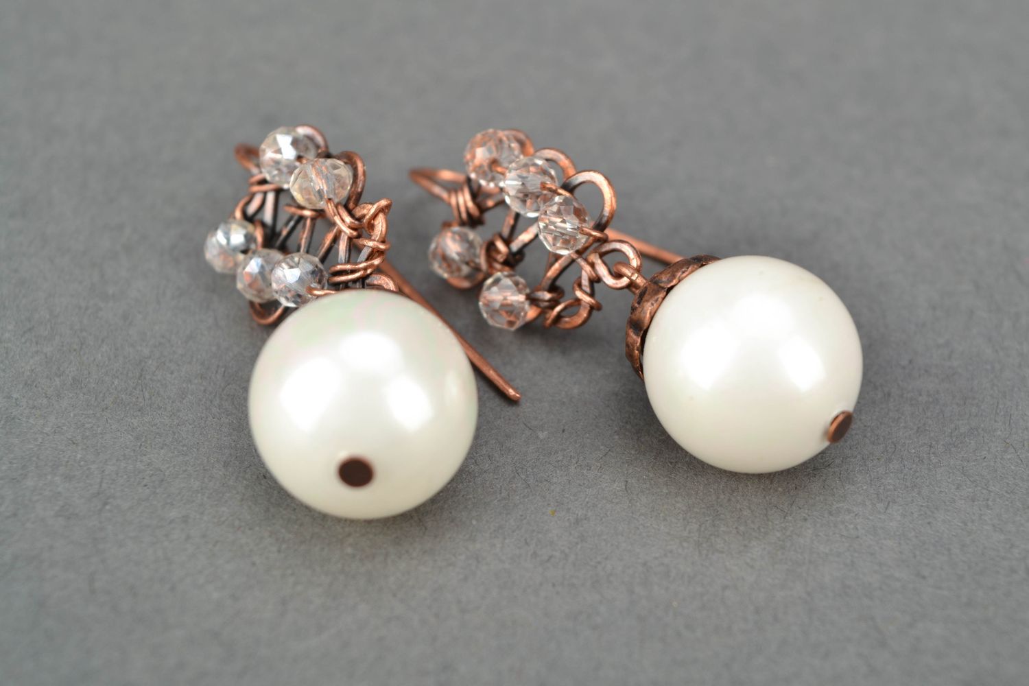 Copper earrings with crystal and pearl-like beads photo 4