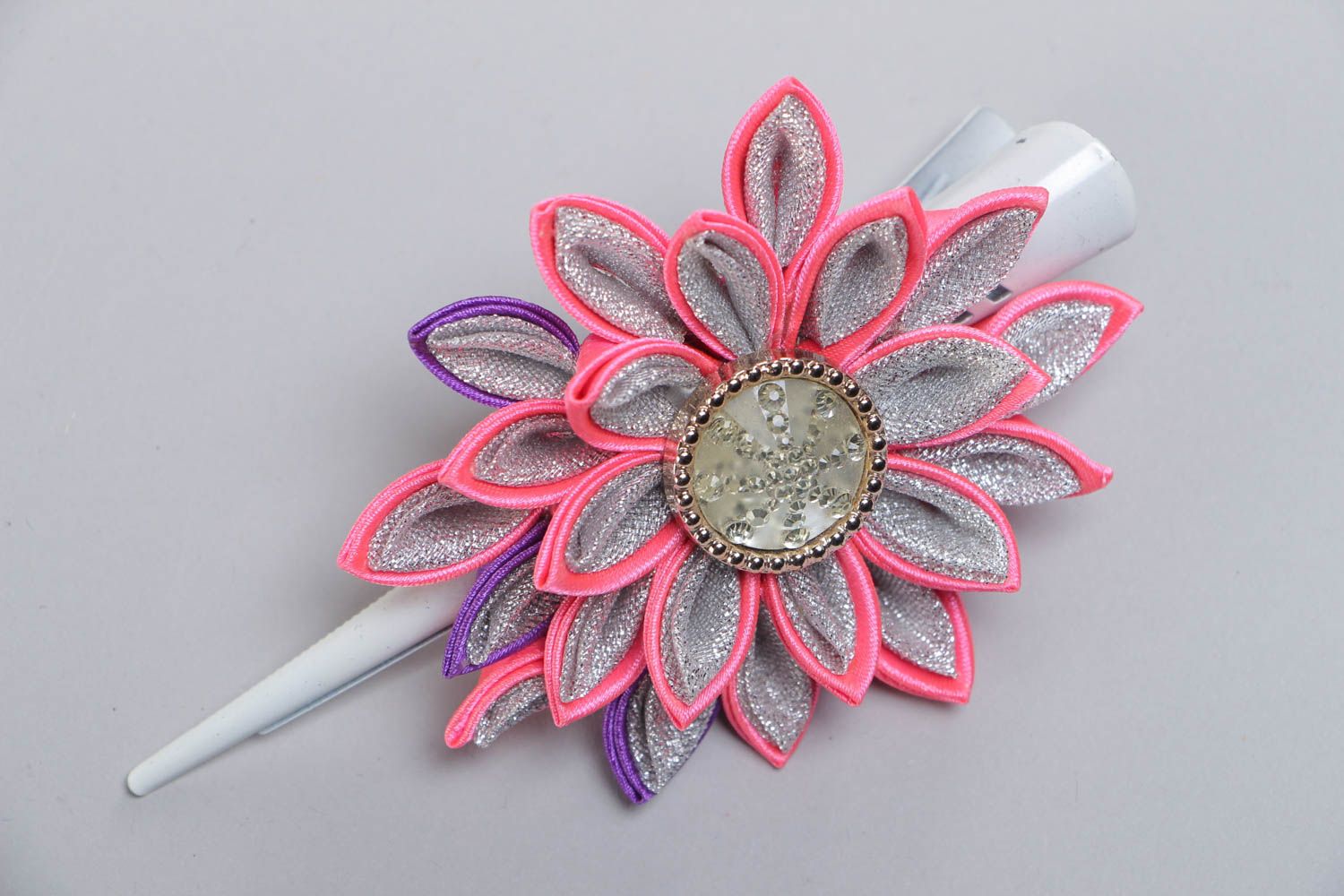 Handmade decorative hair clip with volume satin ribbon and lurex kanzashi flower photo 2