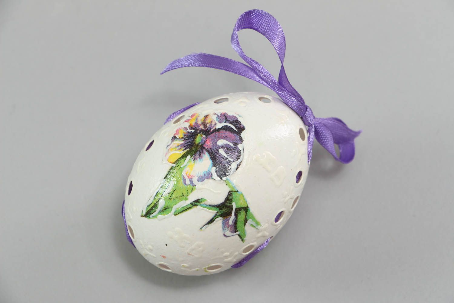 Easter decor Egg with a Ribbon photo 1