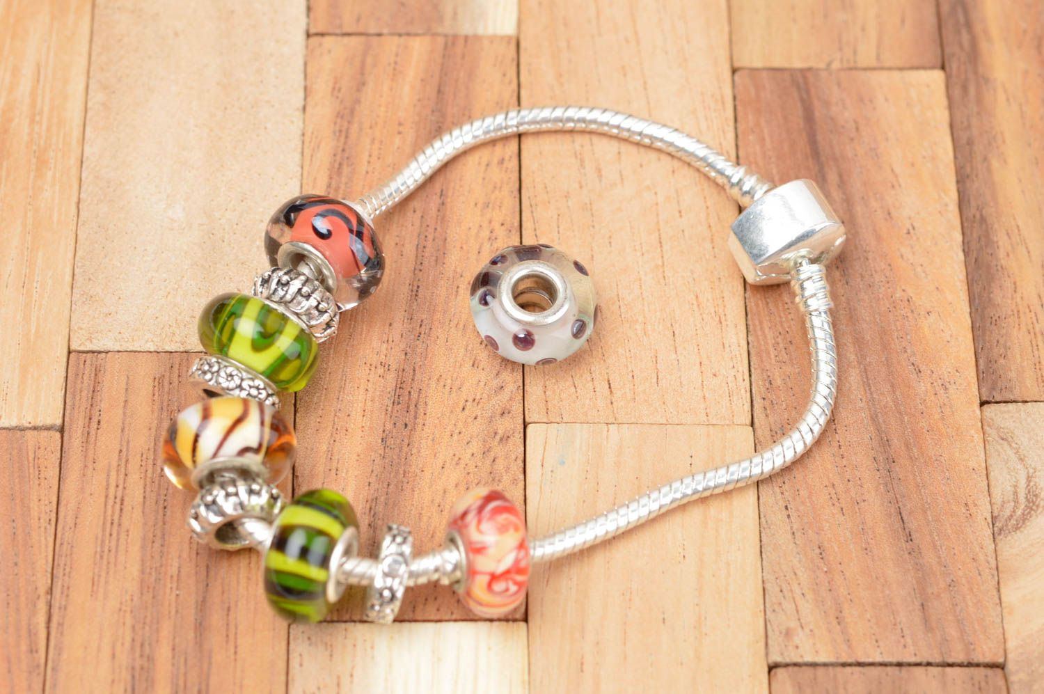 Handgemachte Glasperle gepunktet Schmuck Zubehör Lampwork Perle für Halskette foto 4