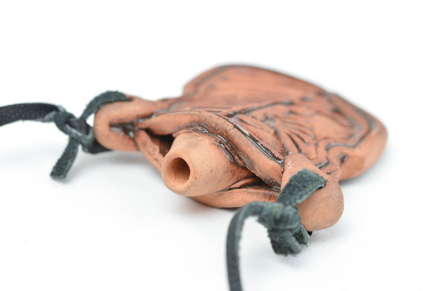 Крупное украшение из глины кулон для эфирных масел на шнурке ручная работа фото 3