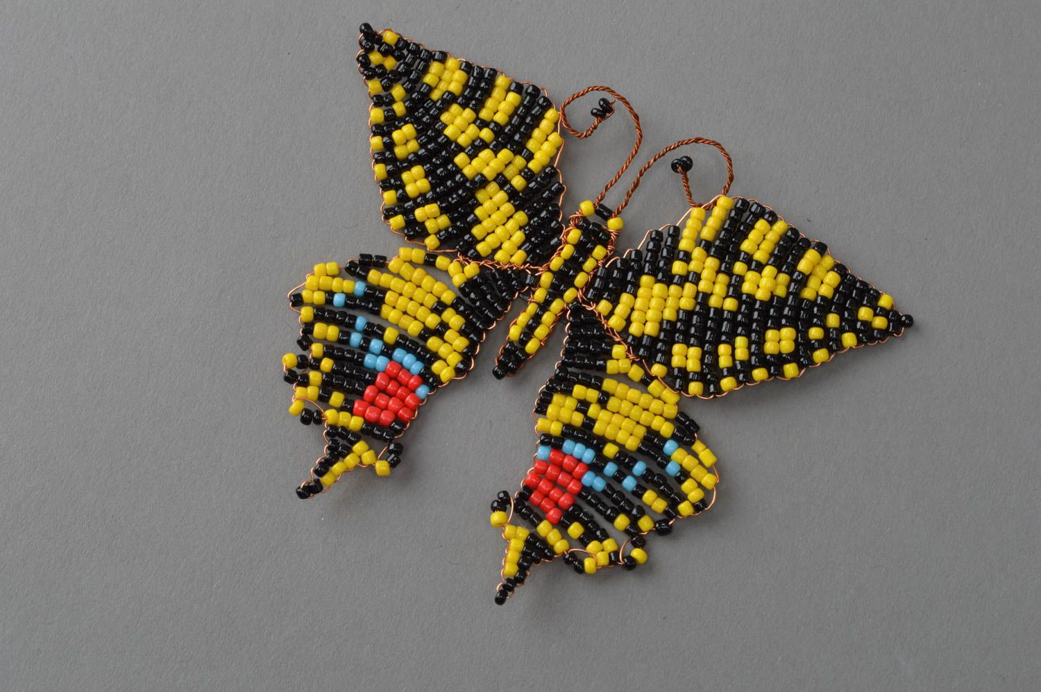 Magnet en perles de rocaille noir jaune en forme de papillon cadeau original photo 2