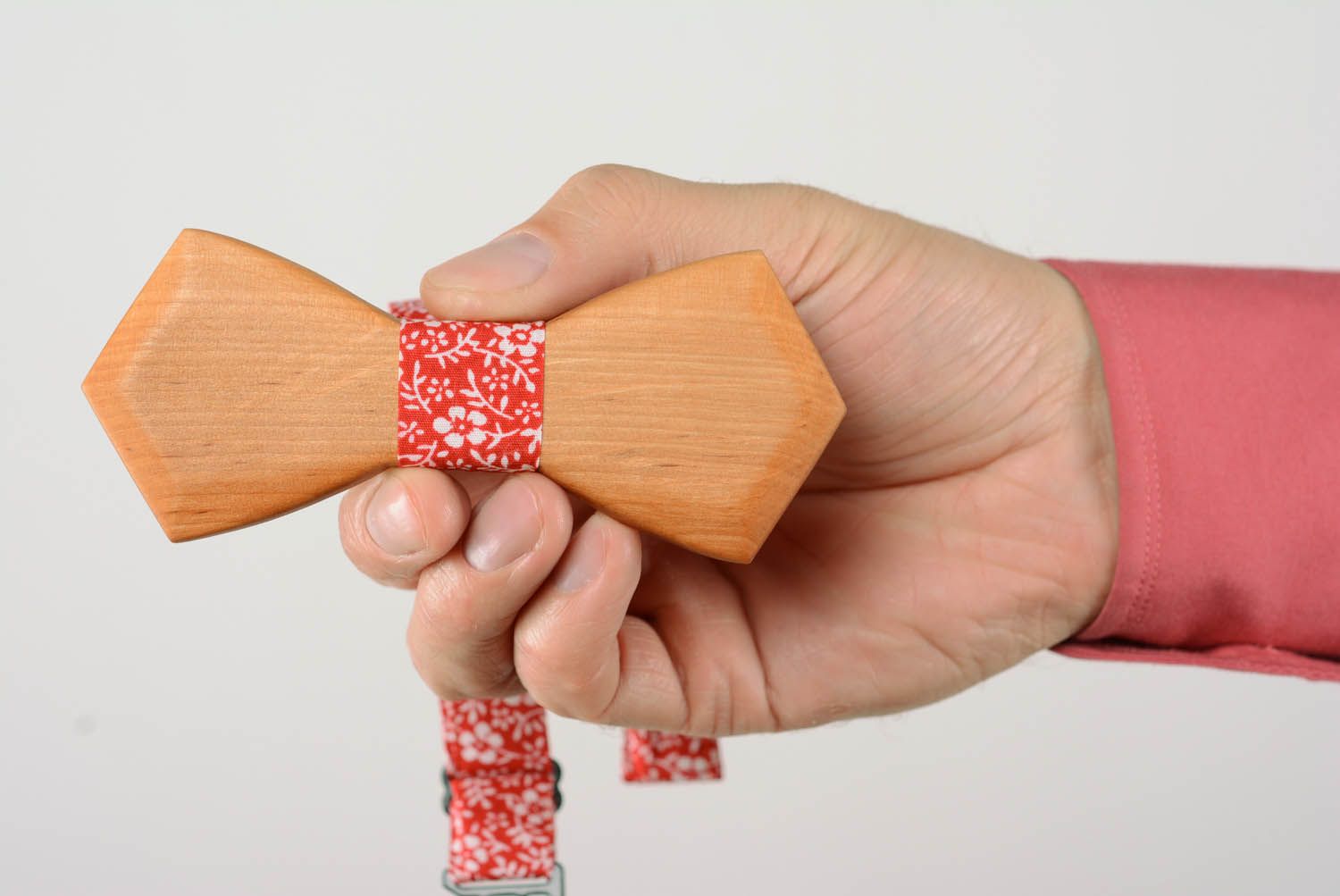 Wooden bow tie Red with Flowers photo 5