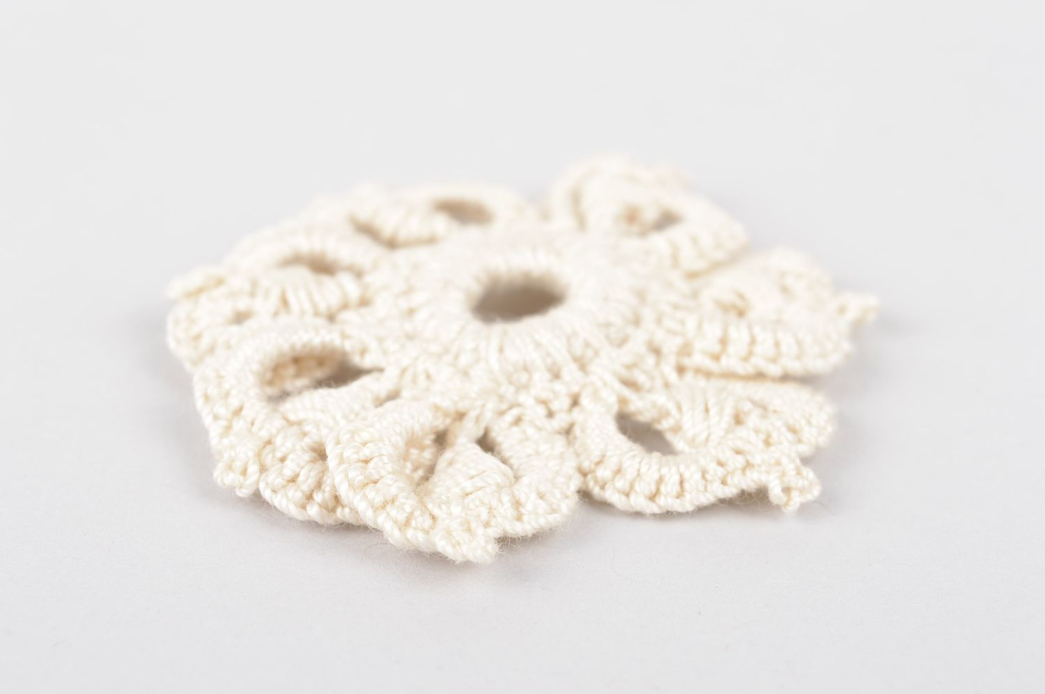 Handmade crocheted flower blank designer cute fittings blank for jewelry photo 4
