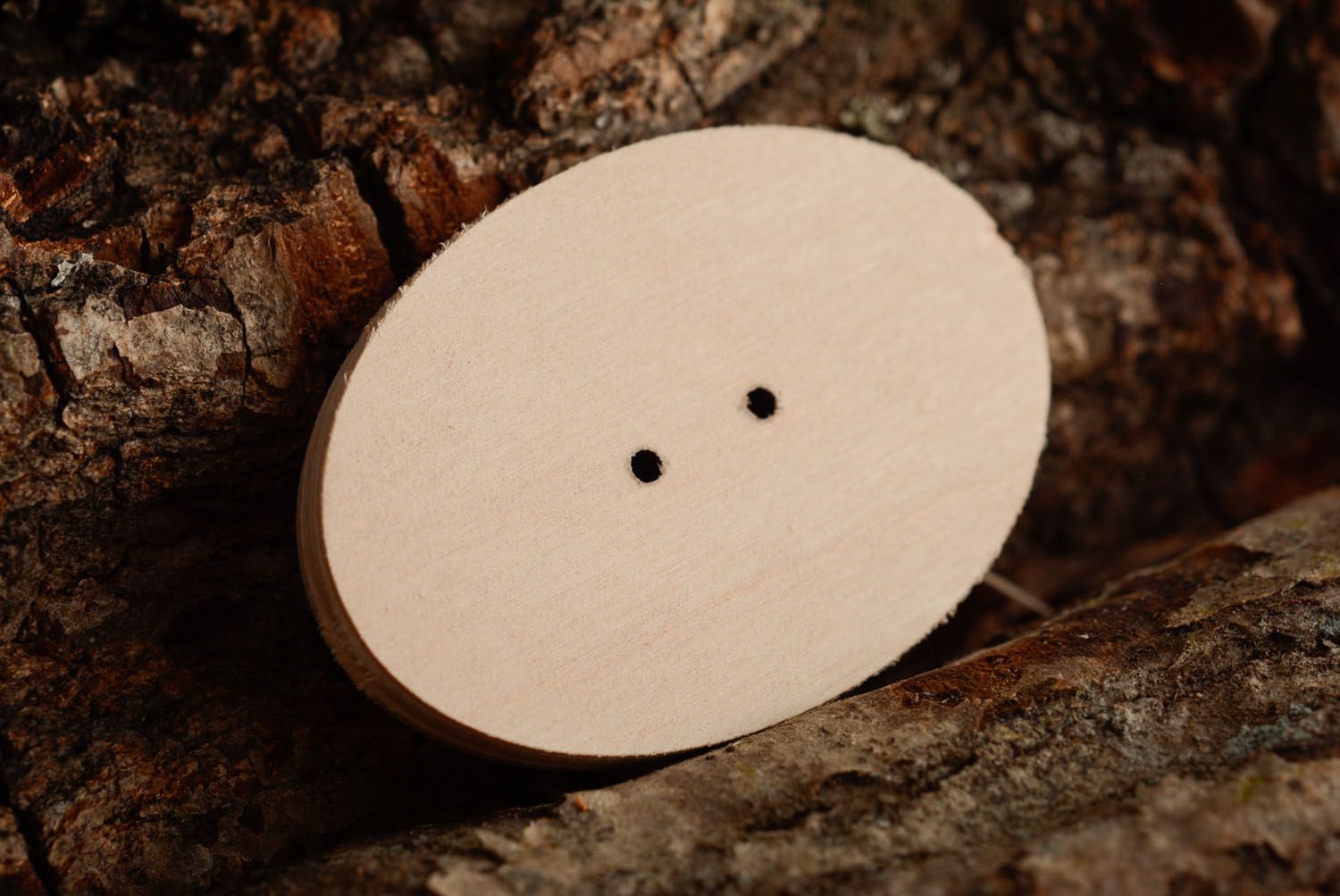 Base de madera grande con forma de botón foto 1