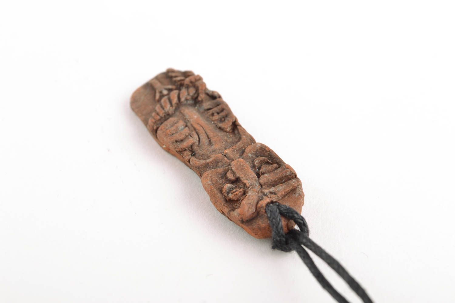 Pendentif en argile fait main amulette accessoire dans le style ethnique photo 5