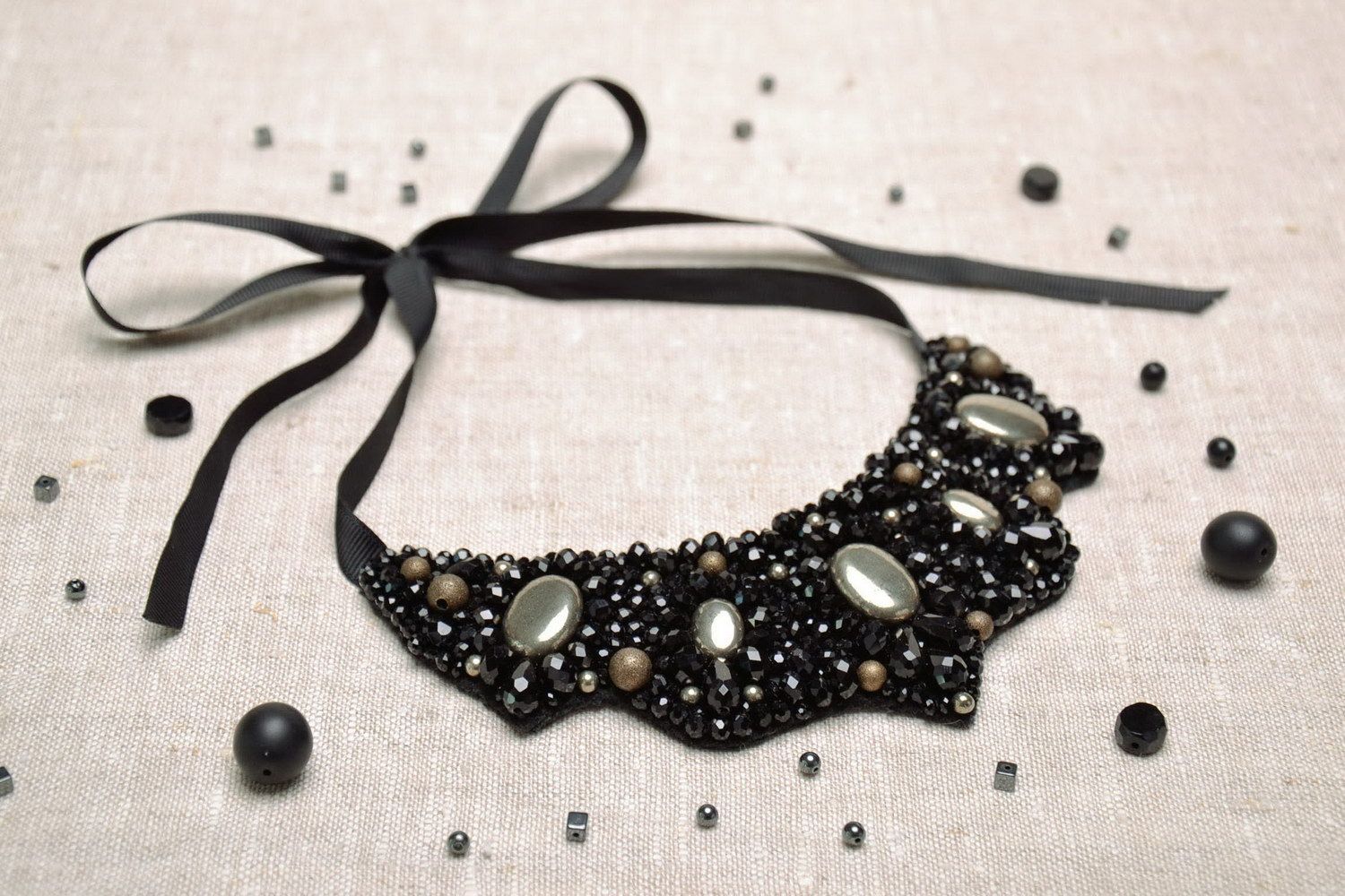Designer's necklace with Czech crystals photo 5