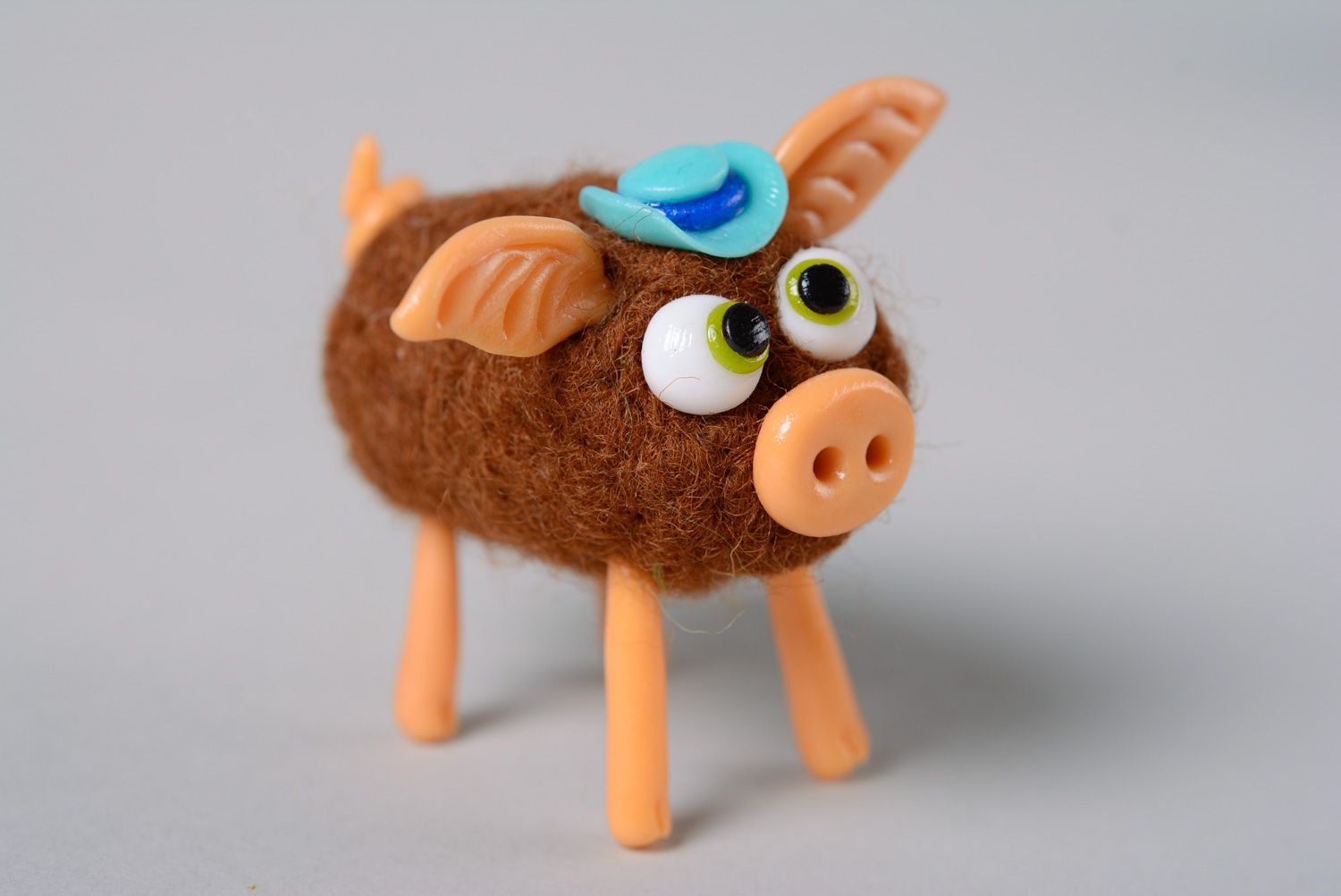 Handmade felted wool pocket toy miniature Pig photo 2