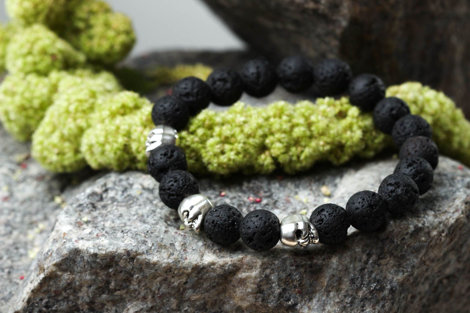 Bracelet noir Bijou fait main de pierres naturelles Accessoire femme design photo 1