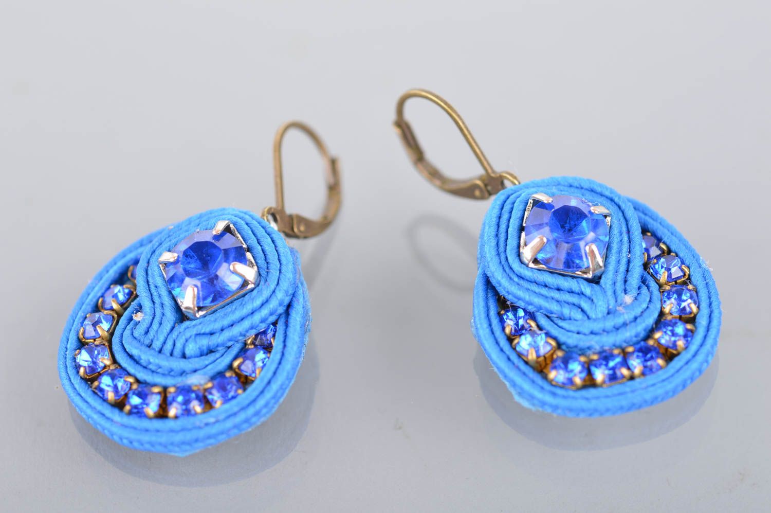 Handmade blue beautiful stylish cute soutache unusual earrings with beads photo 2