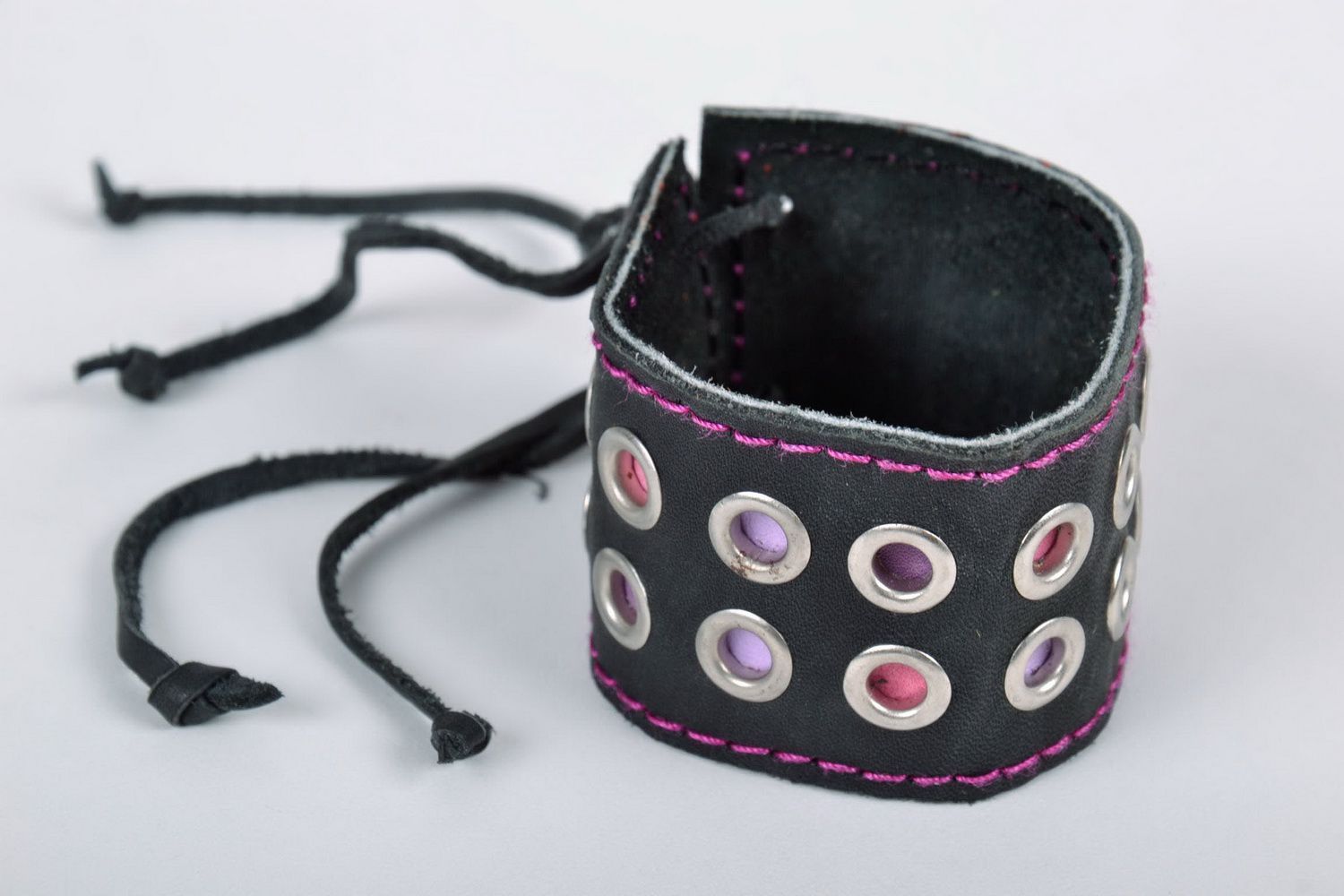 Wide black leather bracelet with rivets photo 2
