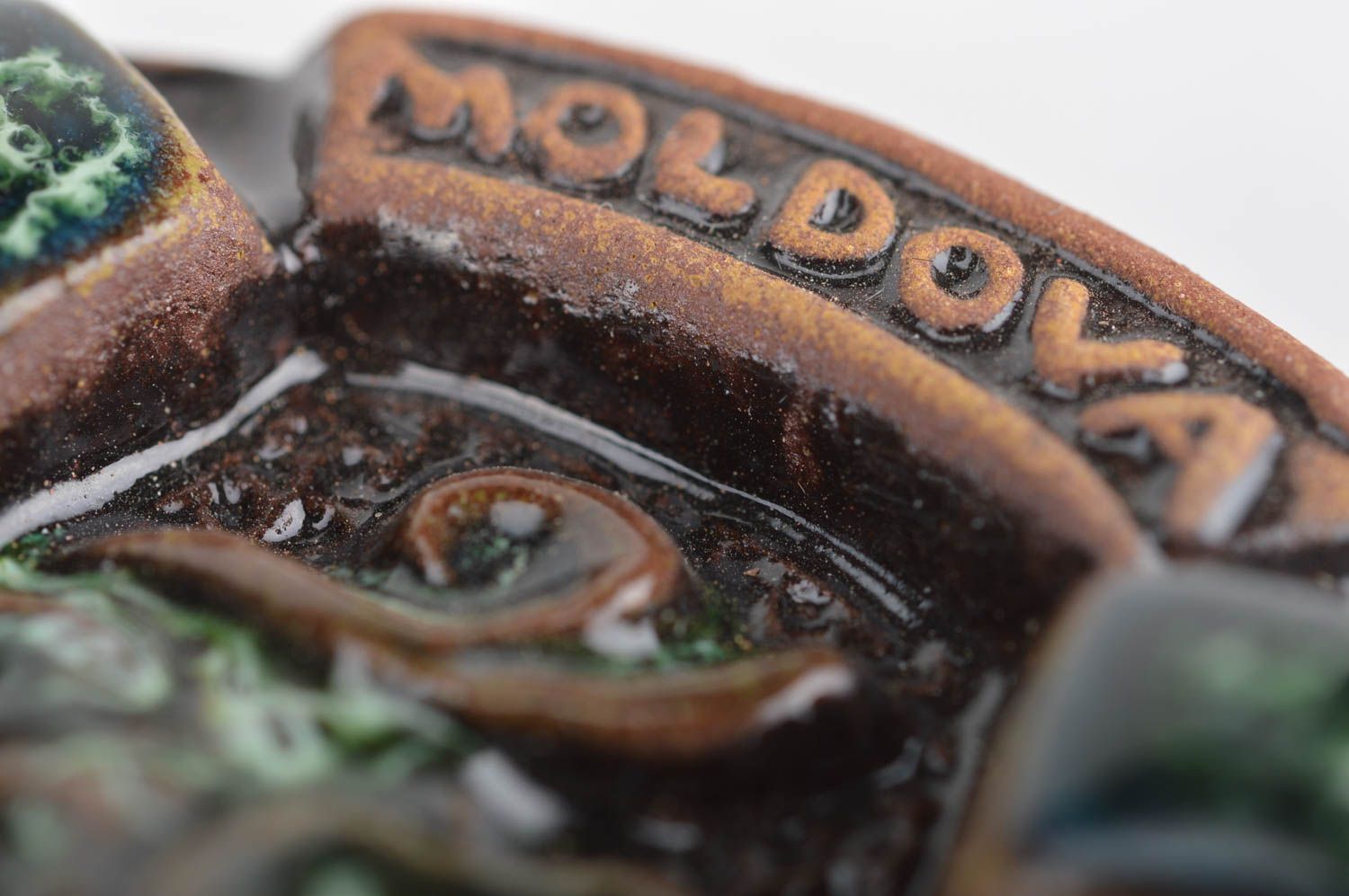 Petit magnet en céramique pour réfrigérateur en forme de fer à cheval fait main photo 5