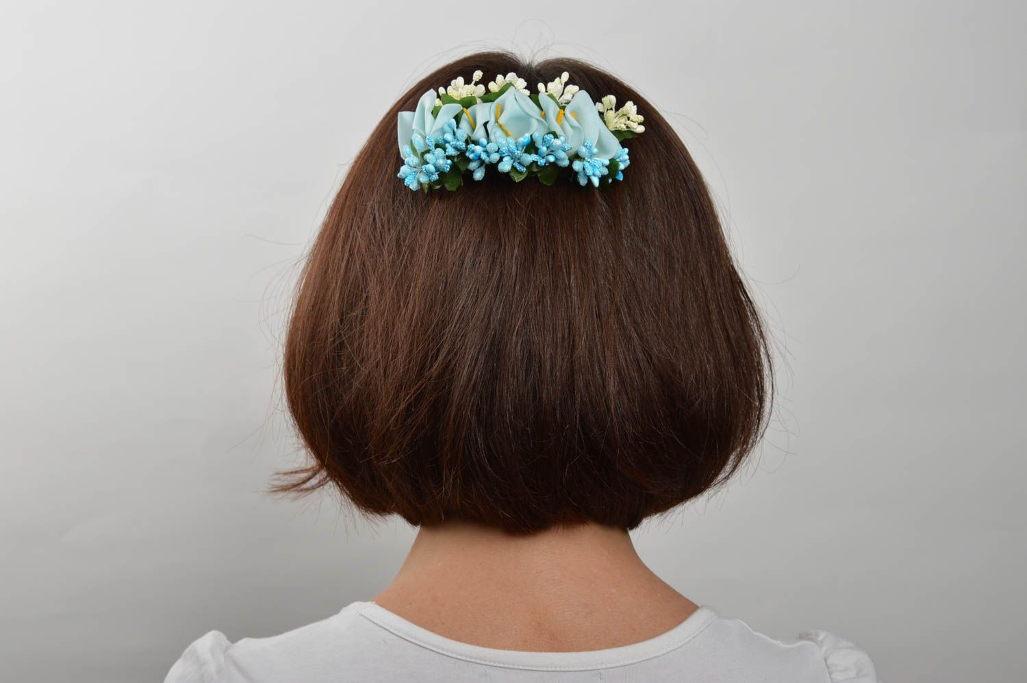 Peigne cheveux fait main Accessoire cheveux plastique fleurs bleues Cadeau femme photo 5