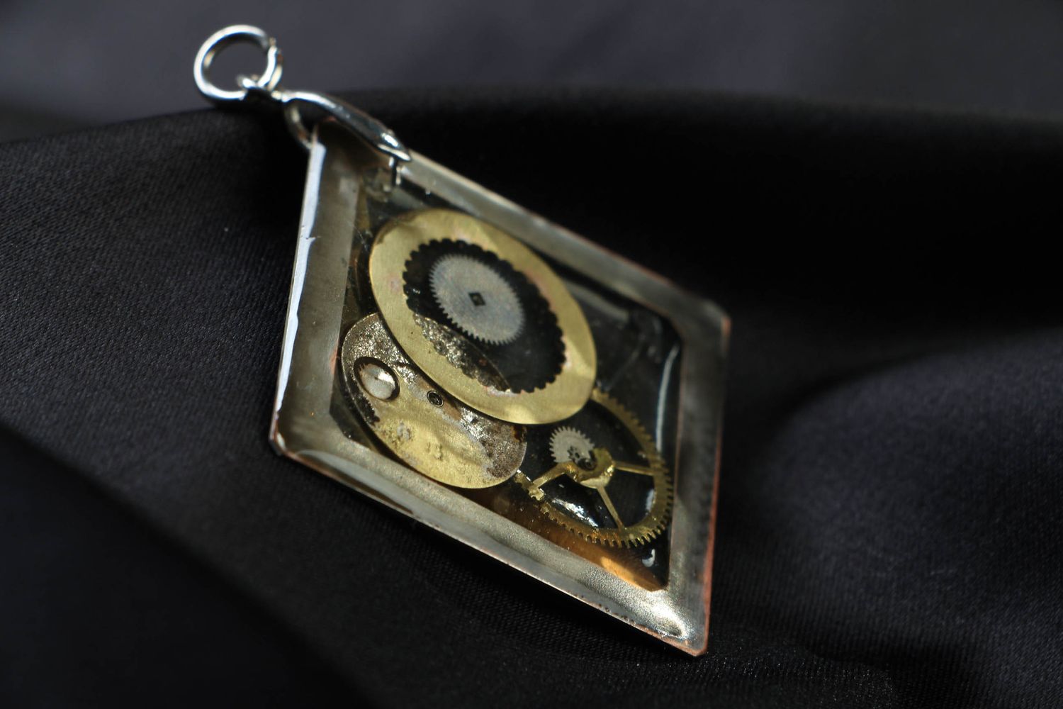 Metal pendant in steampunk style photo 2
