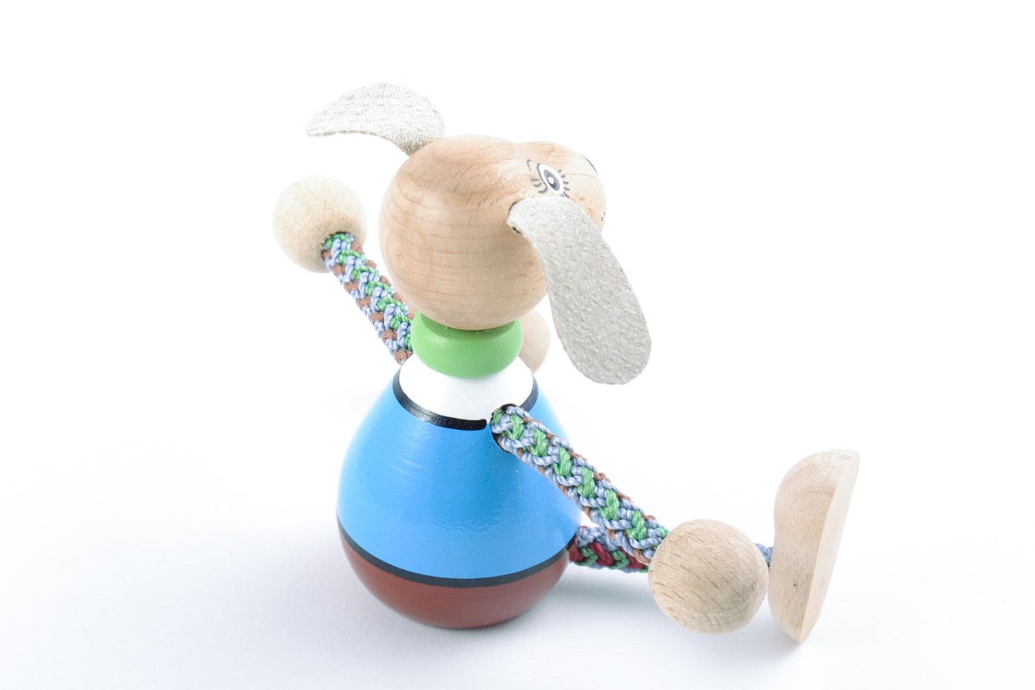 Деревянная игрушка собака в вышиванке ручной работы с росписью авторская детская фото 4