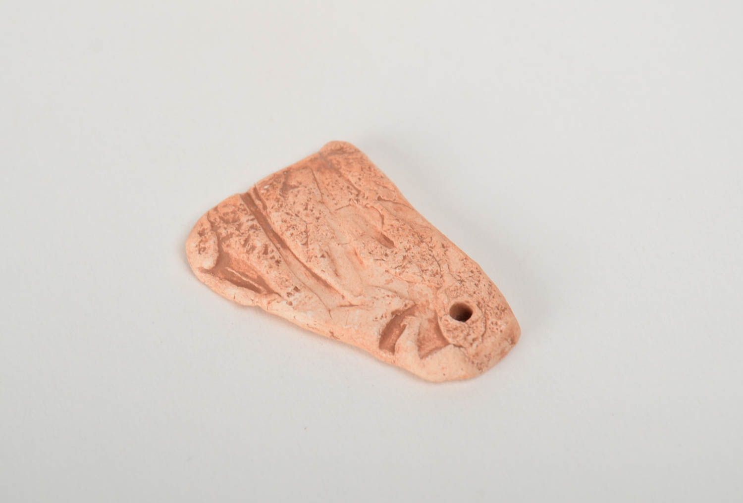 Pendentif en argile de forme originale fait main apprêt pour bijou ethnique photo 4