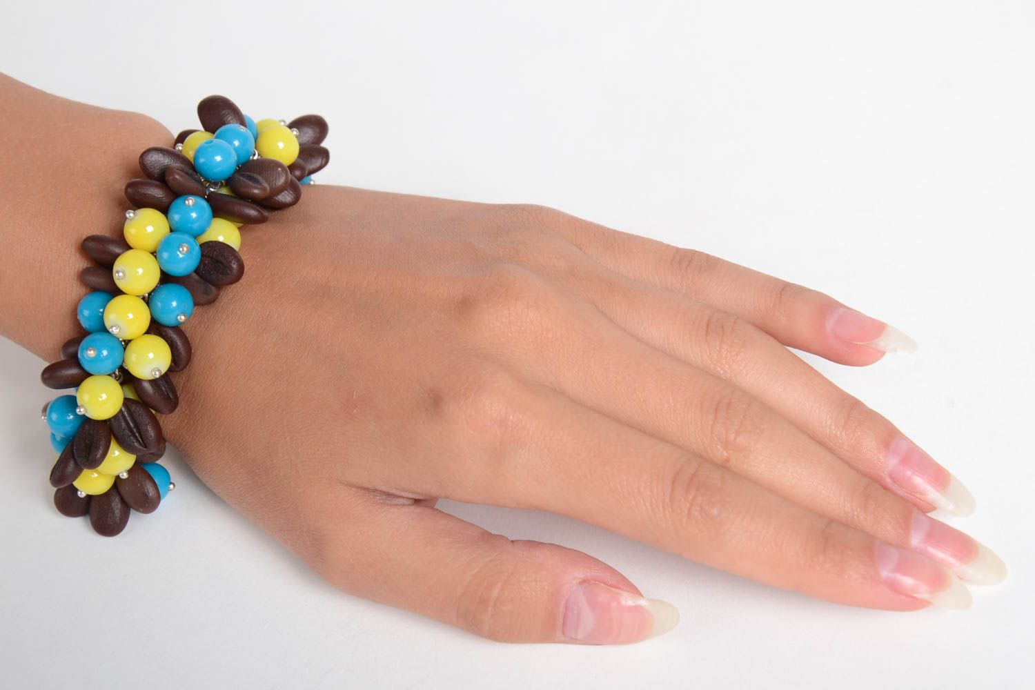 Multiple blue, yellow, brown beads charm bracelet  photo 3