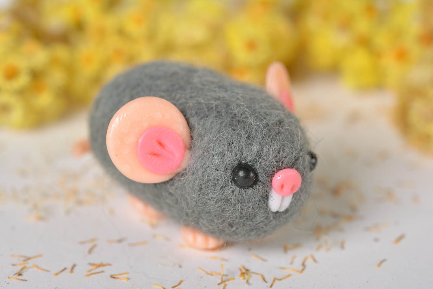 Игрушка из полимерной глины фигурка ручной работы фигурка животного мышонок фото 1