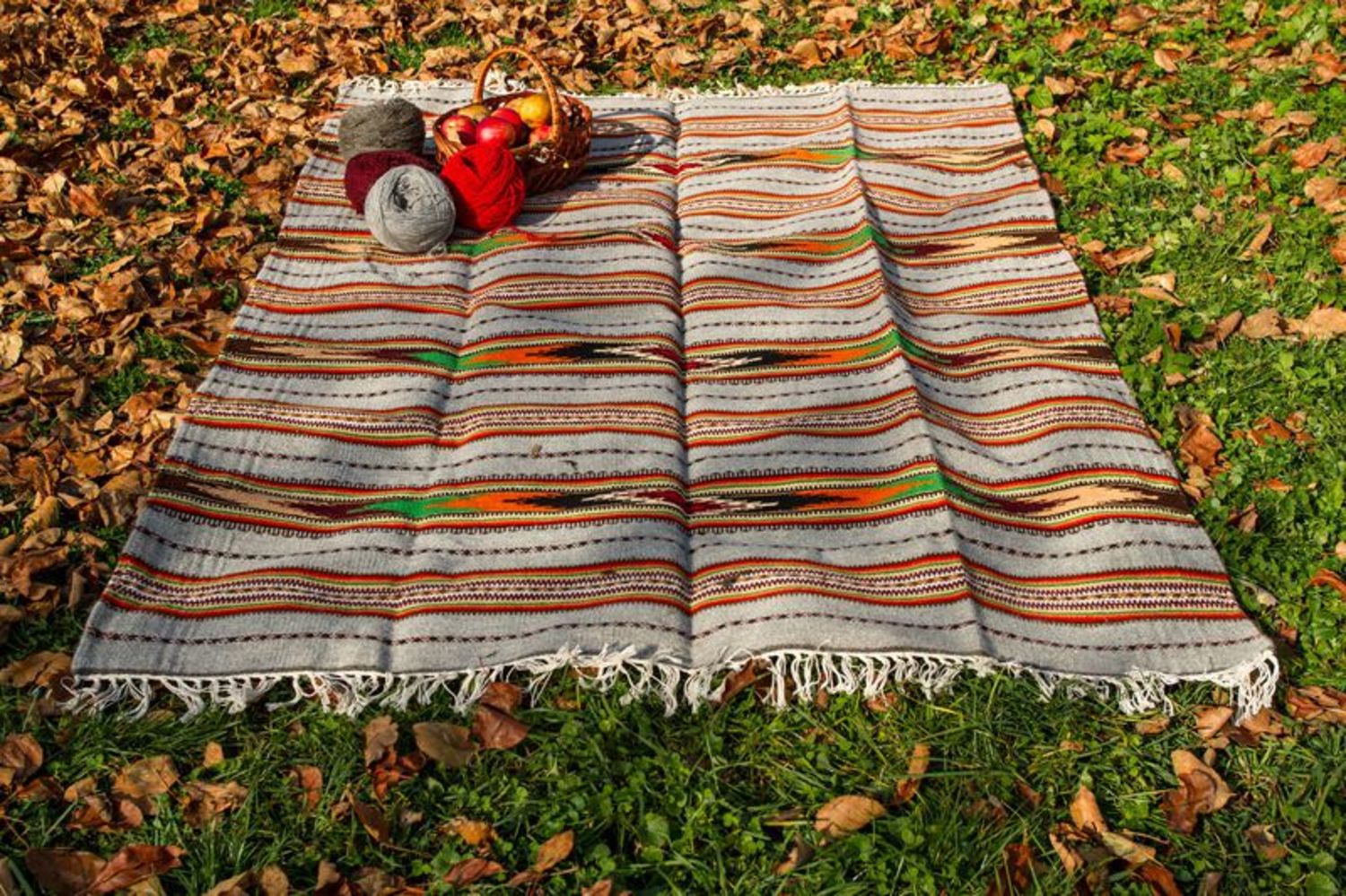 Hand woven woolen carpet  photo 1