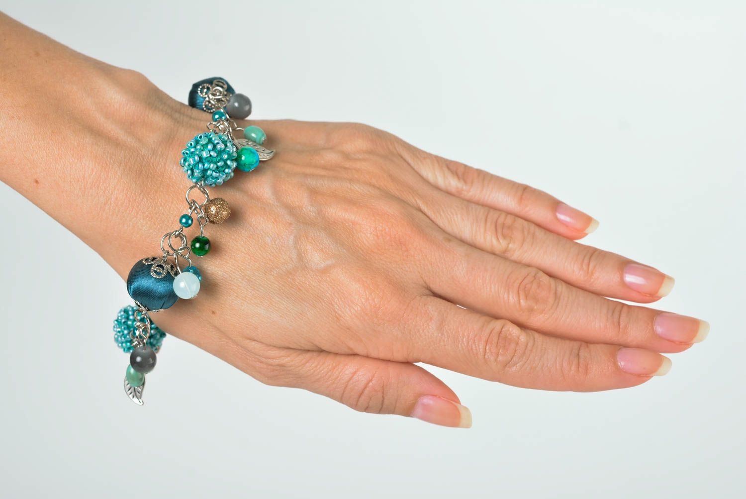 Bracelet perles rocaille Bijou fait main design Accessoire femme soie perles photo 3