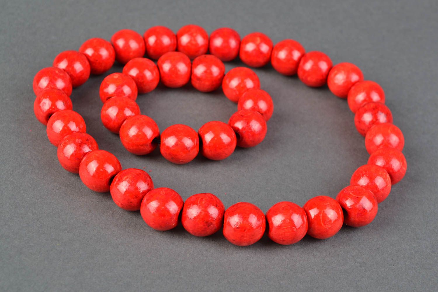 Set de bijoux en bois fait main bracelet et collier rouge style ethnique photo 3