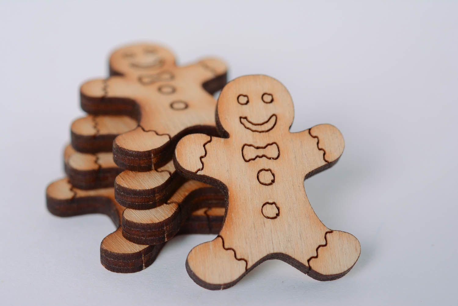 Modèles en bois Homme biscuit pour création et bricolage artistique  photo 4