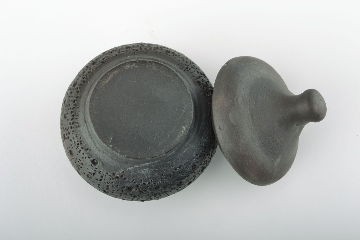 Ceramic sugar bowl with lid photo 4