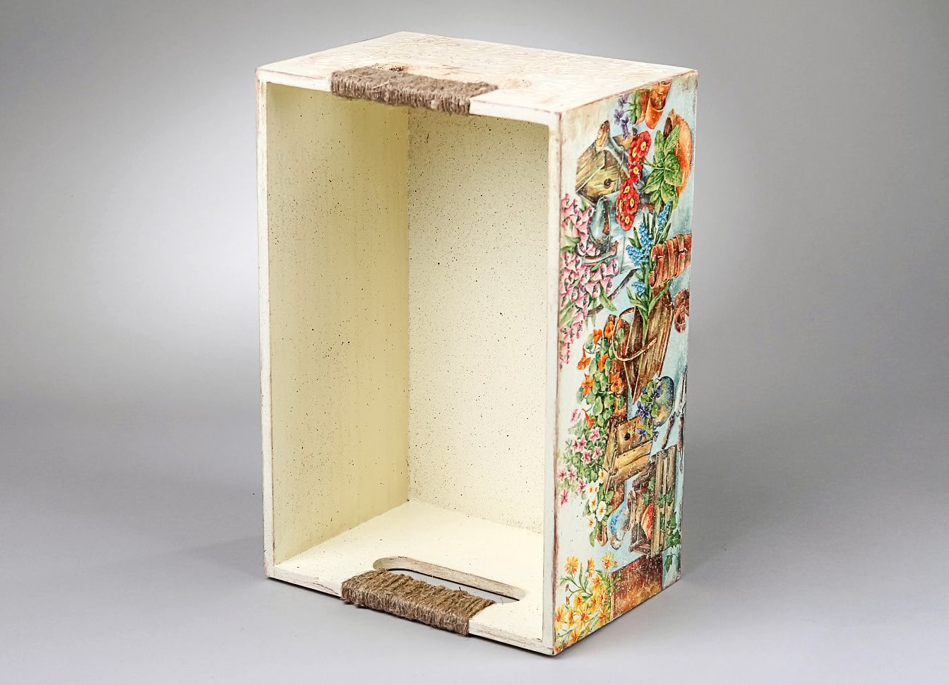 Box for needlework, made of wood, Still-life, decoupage photo 4