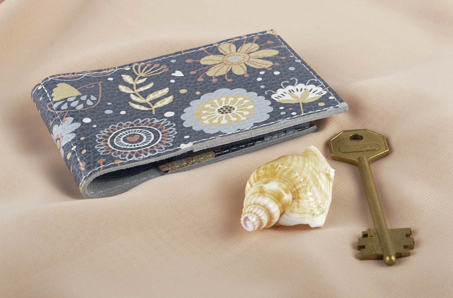 Porte-cartes de visite de cuir fait main à motif original Cadeau pour femme photo 5