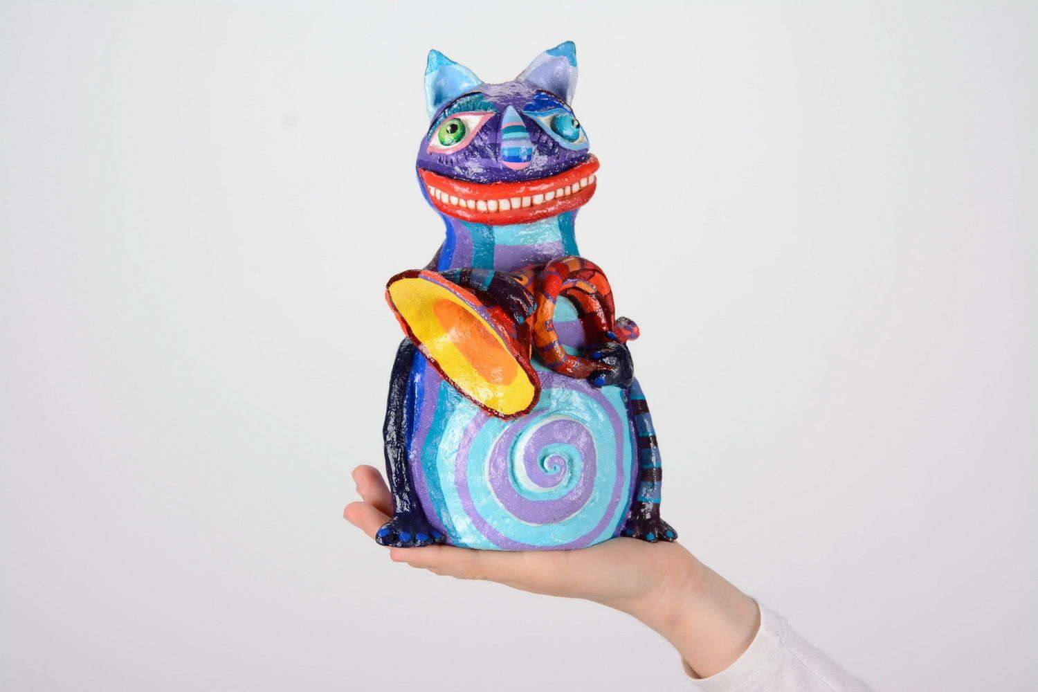 Keramik Spardose Katze mit Trompete foto 4