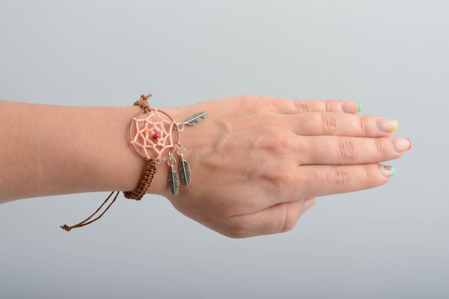 Bracelet artisanal talisman capteur de rêves lacet brun macramé fait main photo 6