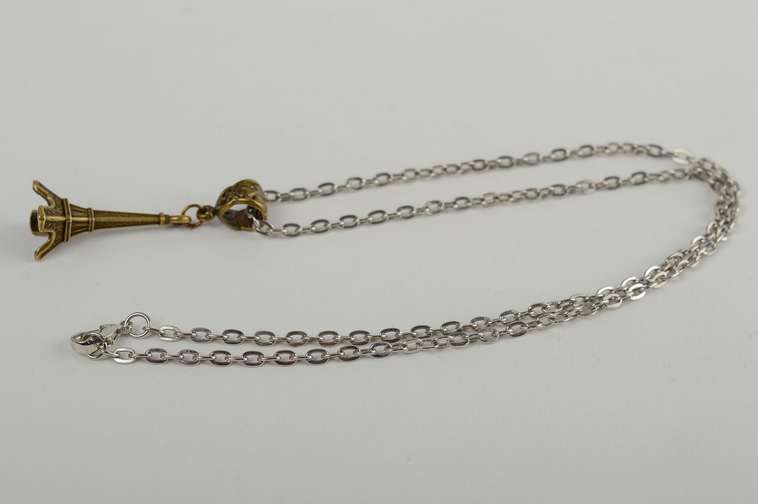 Handmade vintage pendant of chain metal pendant elegant accessories for women photo 3