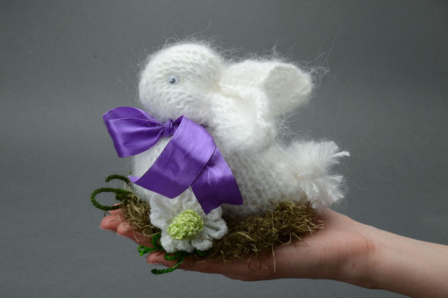 Jouet mou tricoté au crochet fait main blanc décoratif de Pâques Lièvre photo 5