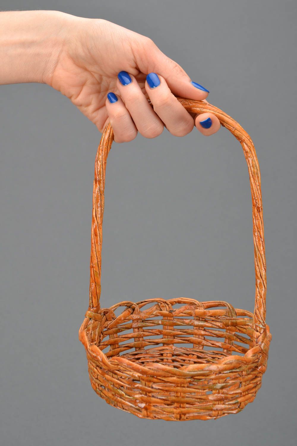 Decorative paper basket photo 2
