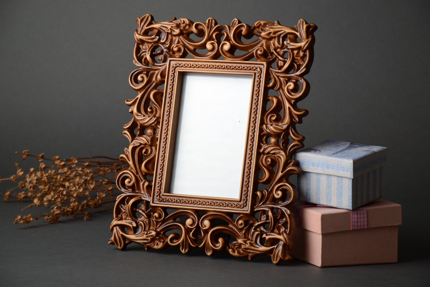 Carved wooden photo frame 10x15 photo 1