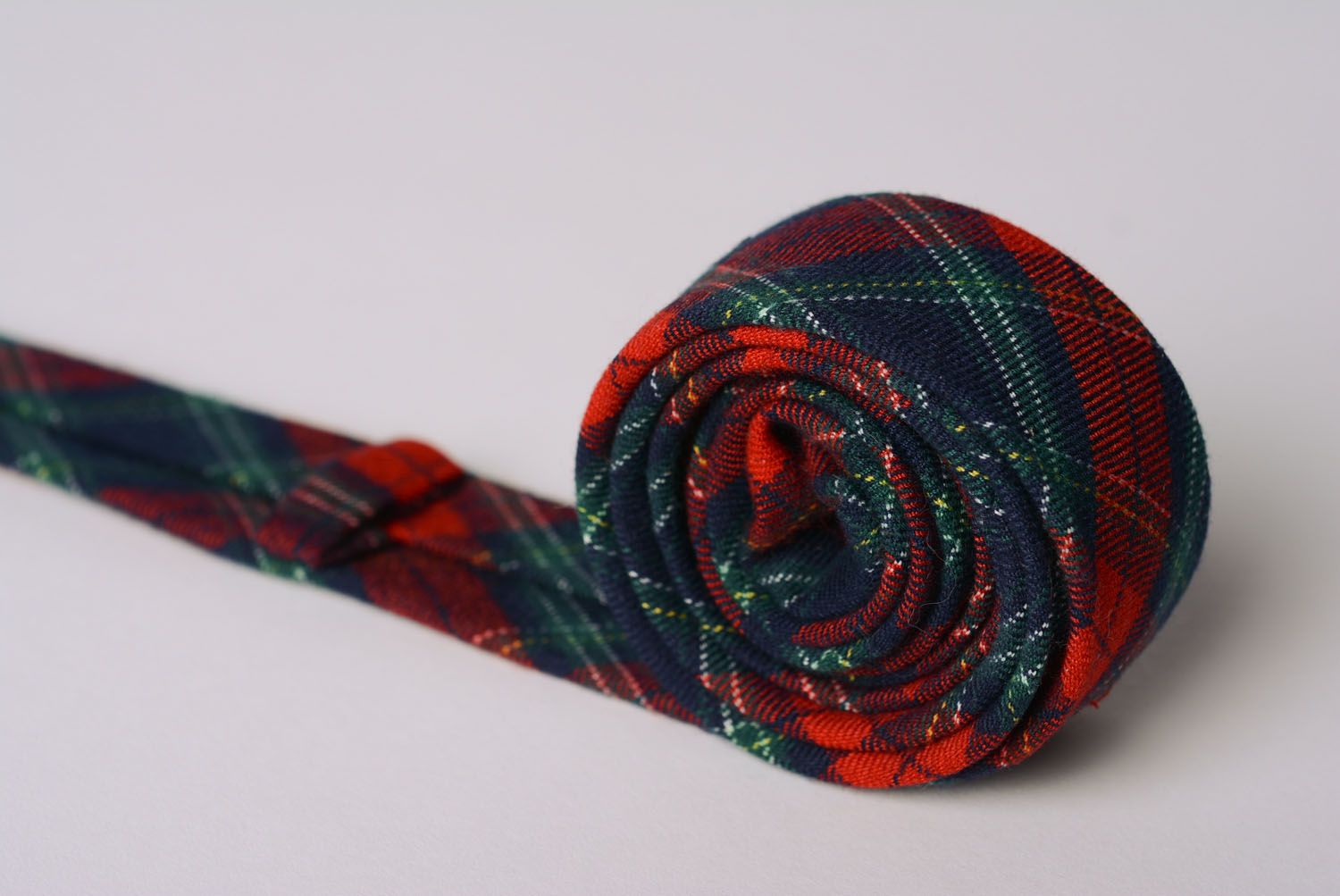 Cravate en tweed à carreaux faite main photo 3