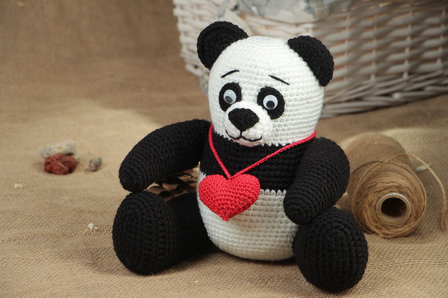 Giocattolo a maglia fatto a mano pupazzo morbido da bambini a uncinetto panda
 foto 5
