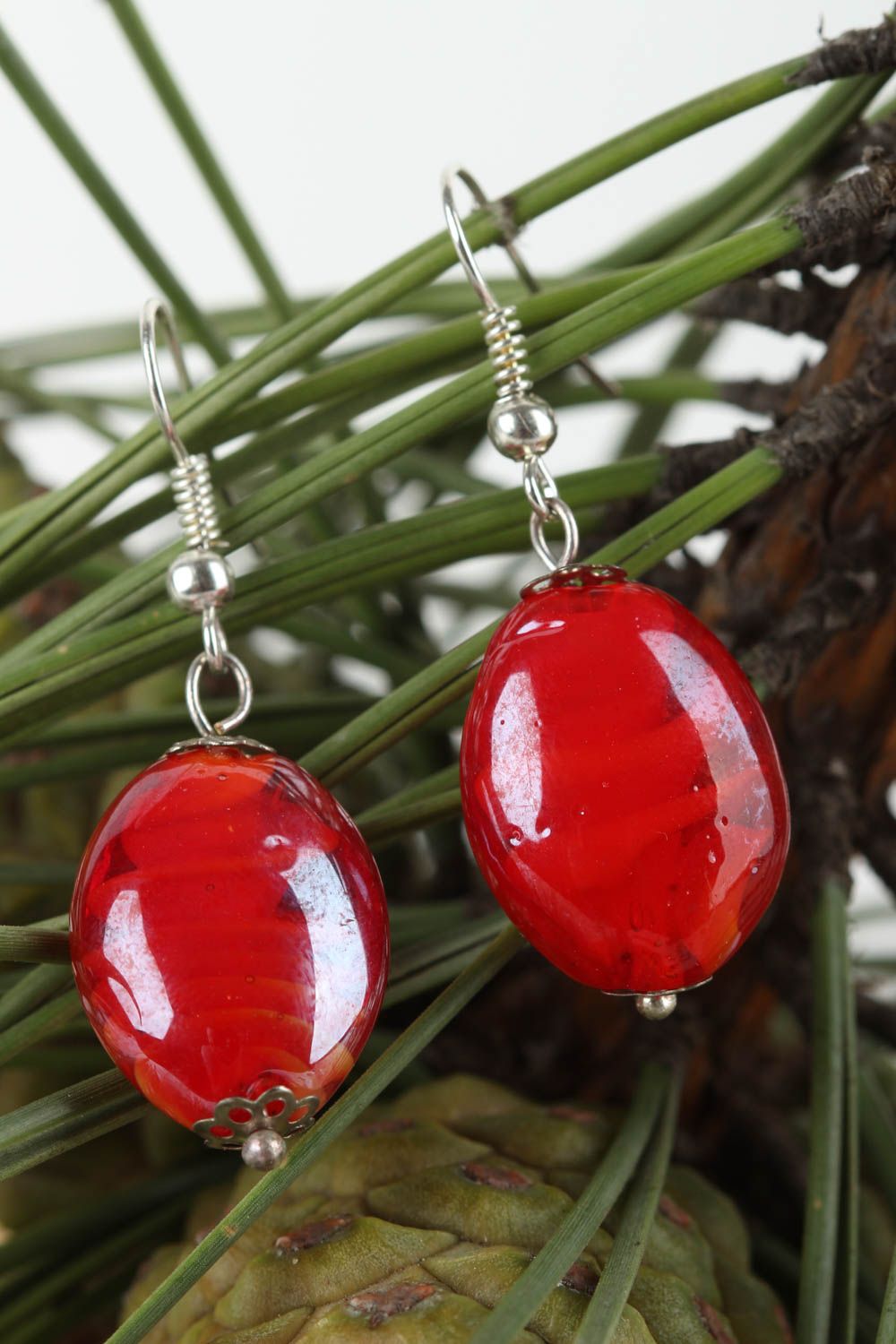 Boucles d'oreilles rouges Bijou fait main en verre de Murano Idée cadeau femme photo 1