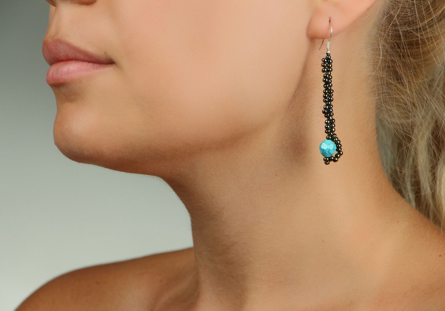 Boucles d'oreilles pendantes en perles et turquoise photo 5