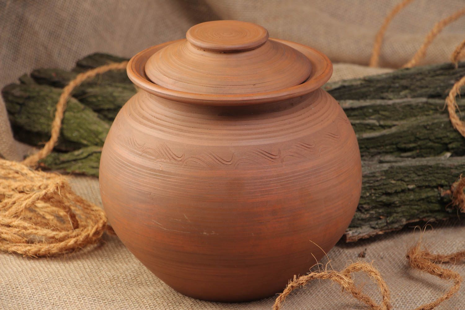 Grand pot en céramique pour cuisiner fait main 3 litres brun avec couvercle photo 1