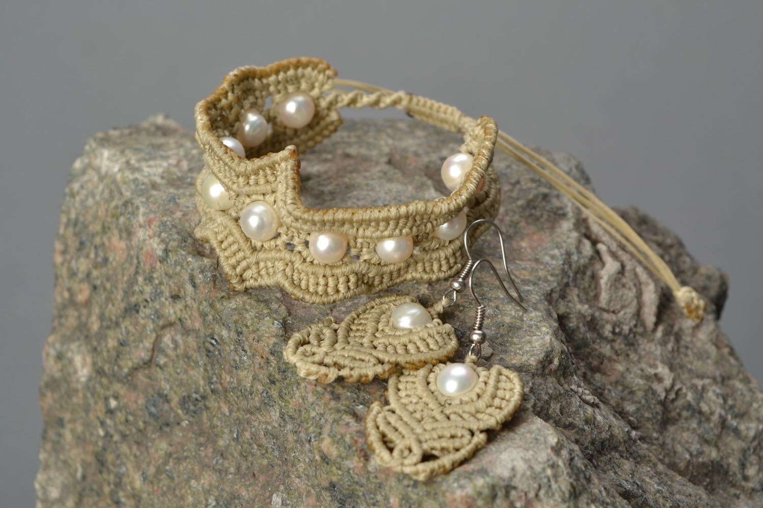 Ensemble de bijoux vintage boucles d'oreilles et bracelet photo 1