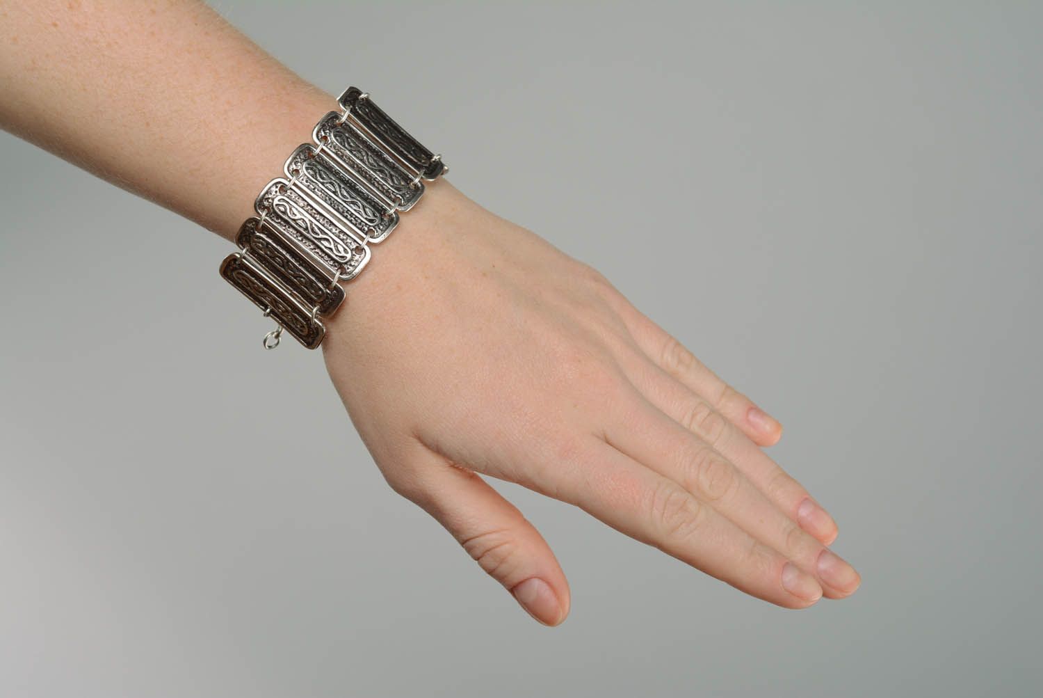 Bracelete largo de metal pulseiras femininas de metal foto 5