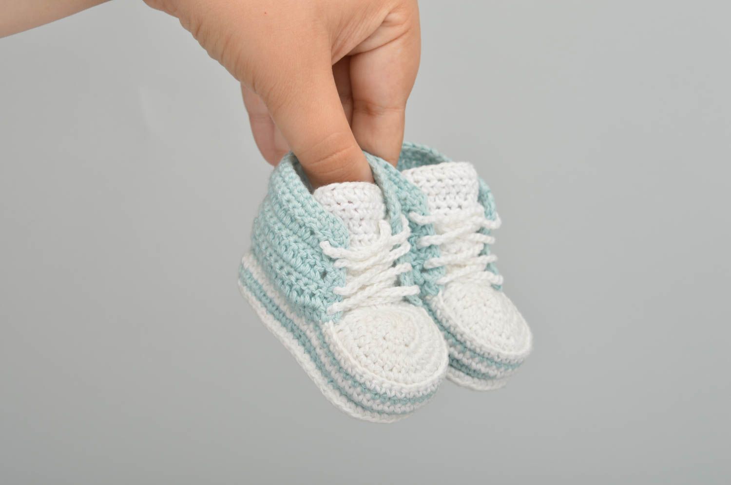 Patucos para bebé hechos a mano tejidos moda infantil bonita regalo original foto 1