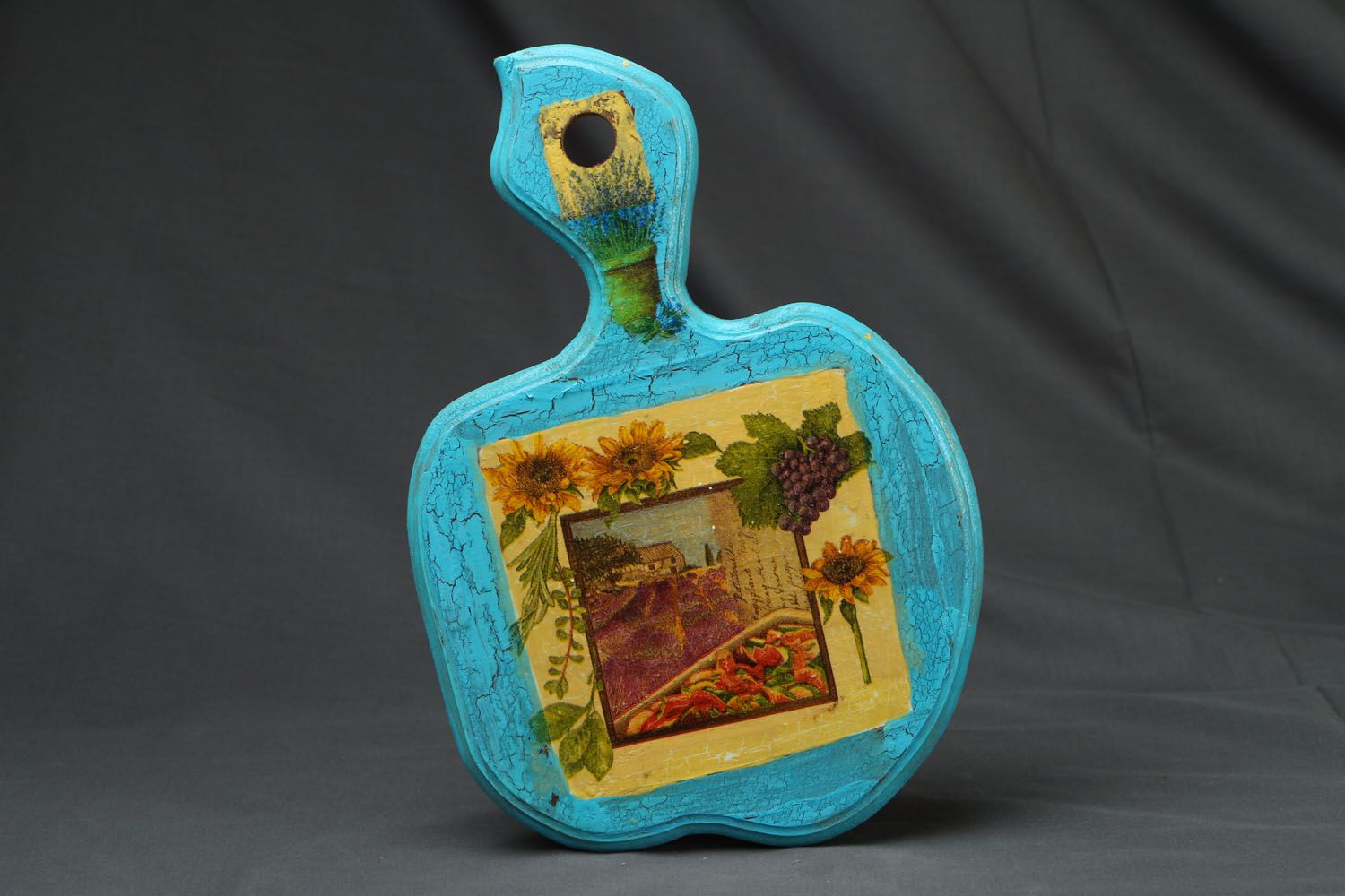 Decorative cutting board in Provence style photo 1